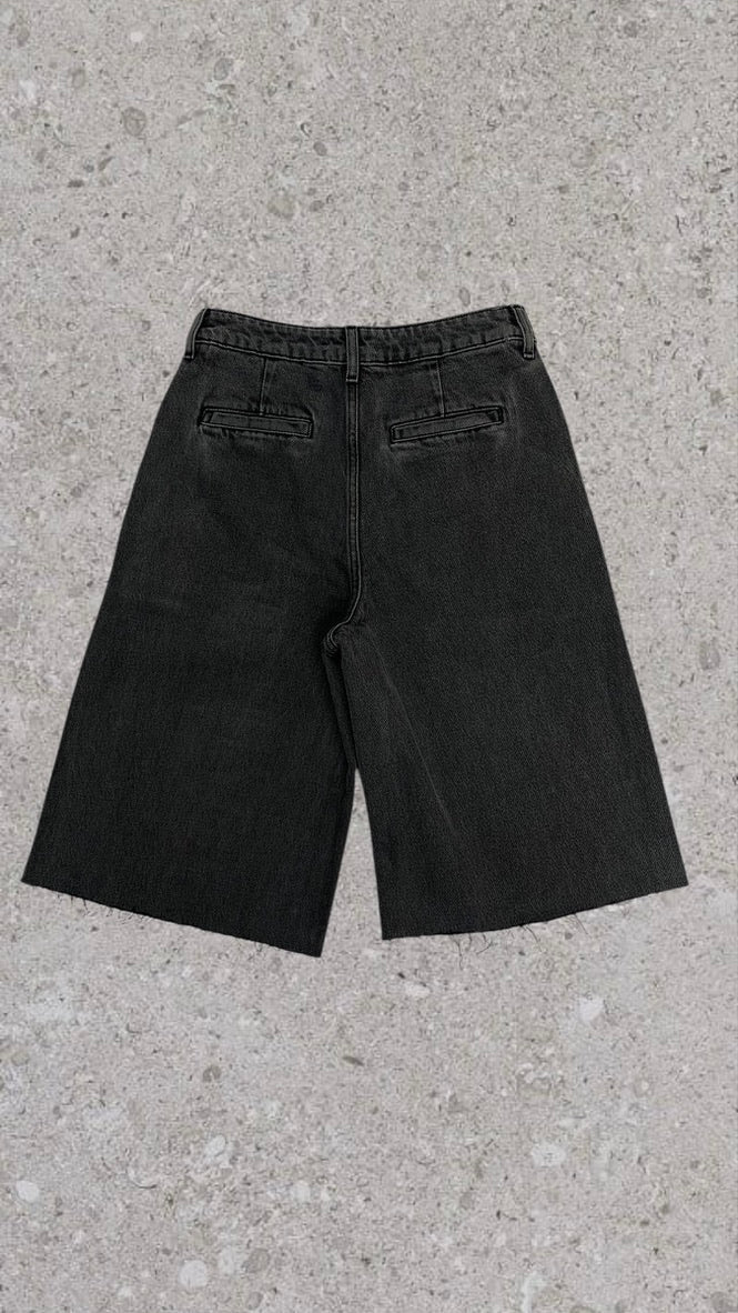 NEW LOOK BERMUDA SHORTS - UK 8