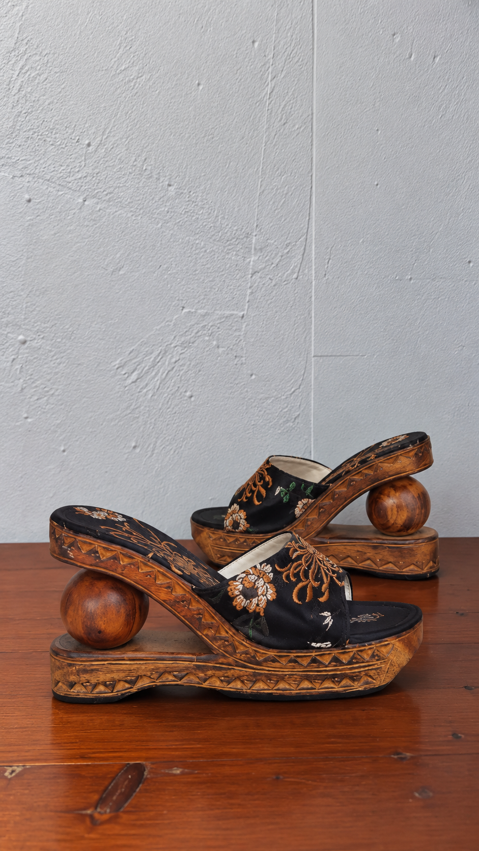 STEVE MADDEN WOODEN PLATFORM WEDGE - UK 6 - EU 39 0PEN