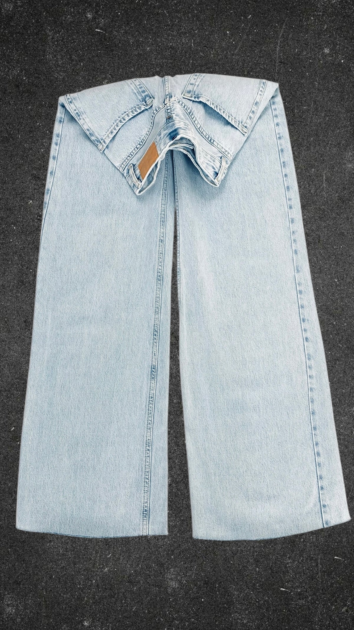 STRADIVARIUS WIDE LEG JEANS