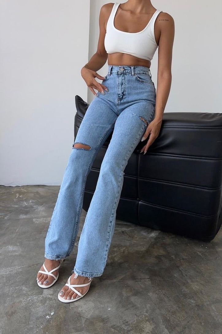 ZARA STRAIGHT LEG JEANS - UK 8
