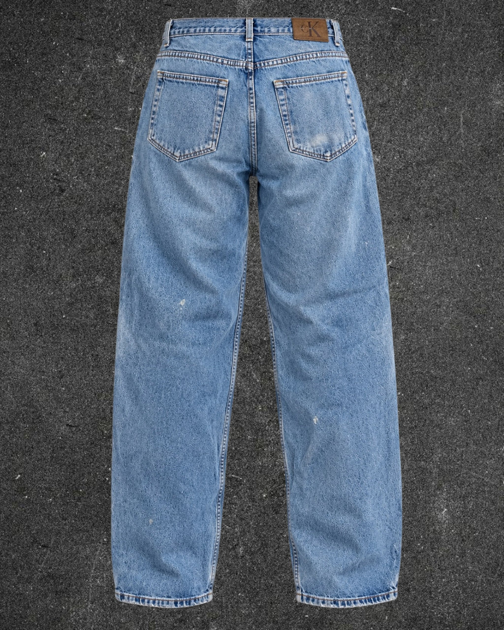 CALVIN KLEIN EASY FIT STRAIGHT LEG VINTAGE JEANS - UK 14