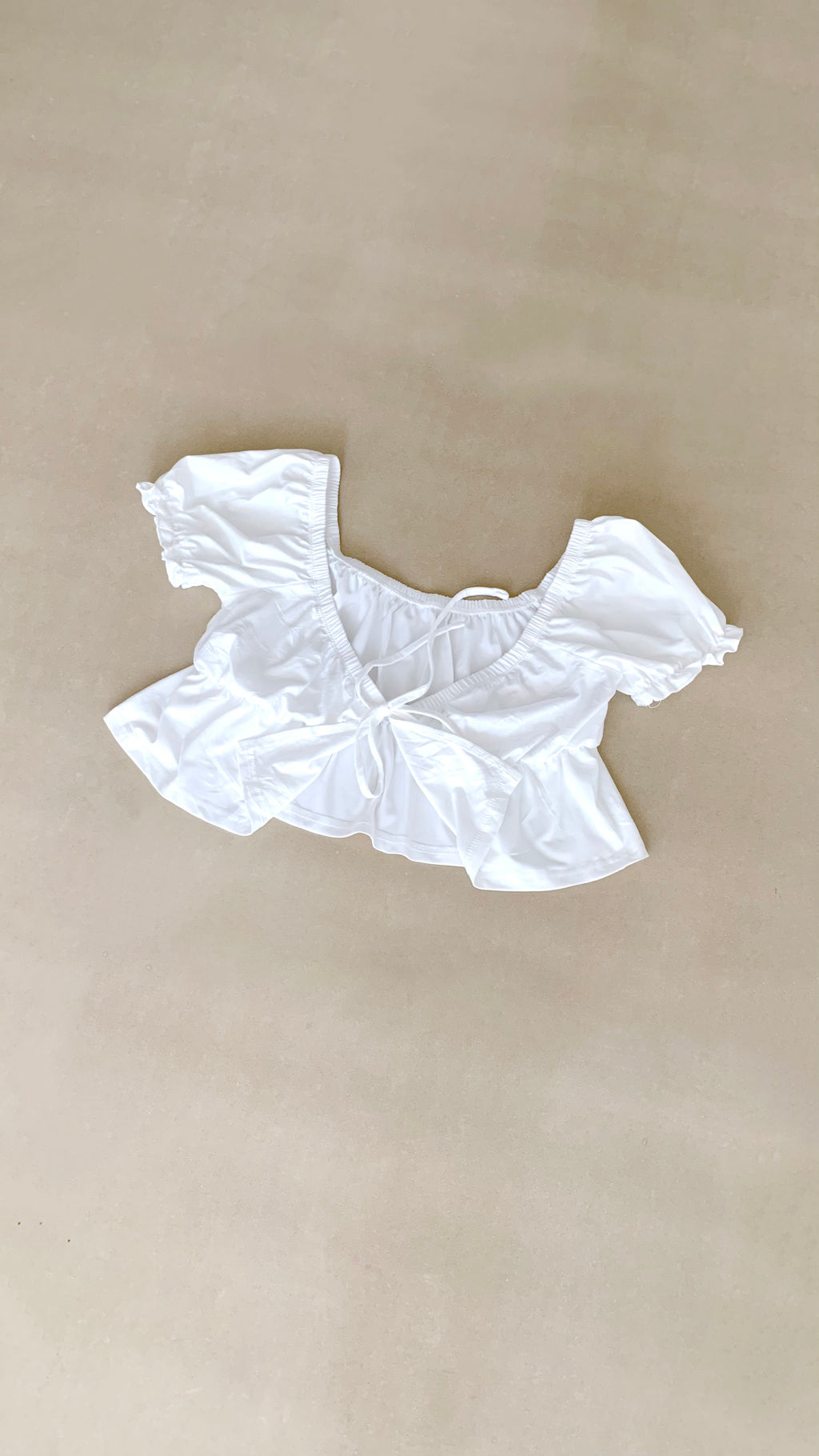 SHEIN CROPPED TOP