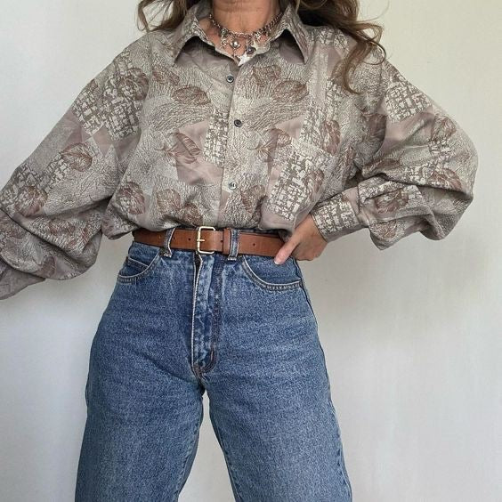 THE UNTAGGED BUTTON UP VINTAGE SHIRT