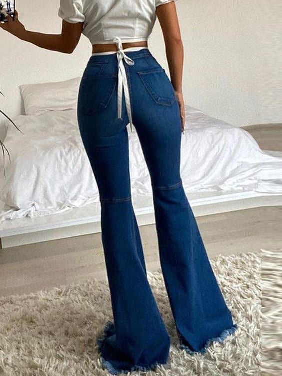SHEIN BELL BOTTOM STRETCHY DENIM