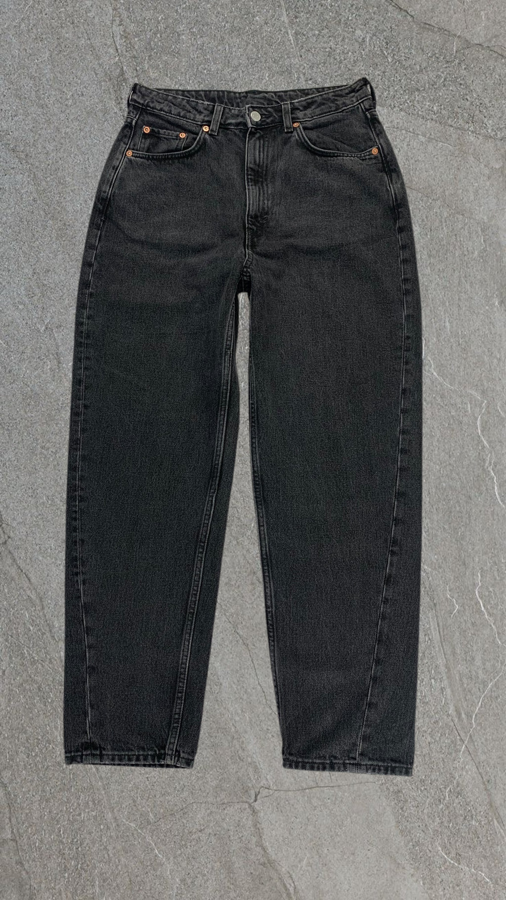 WEEKDAY LOOSE FIT JEANS - UK 12