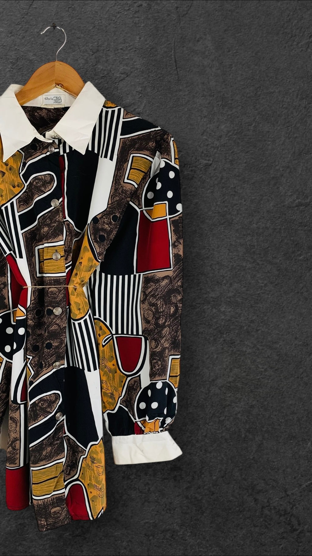UNTAGGED BUTTON UP VINTAGE SHIRT