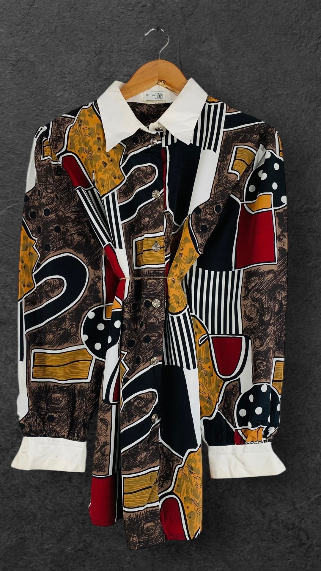 UNTAGGED BUTTON UP VINTAGE SHIRT