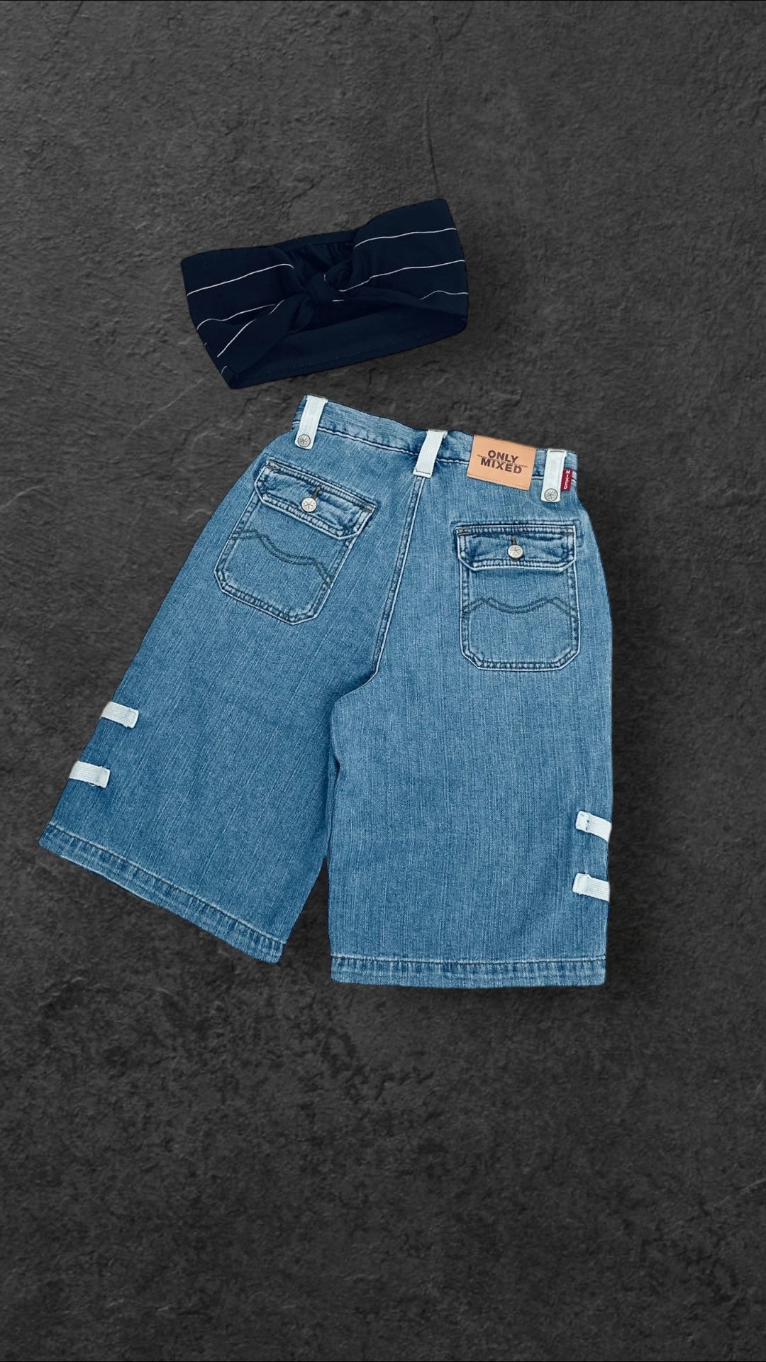 ONLY MIXED BERMUDA SHORTS - UK 8