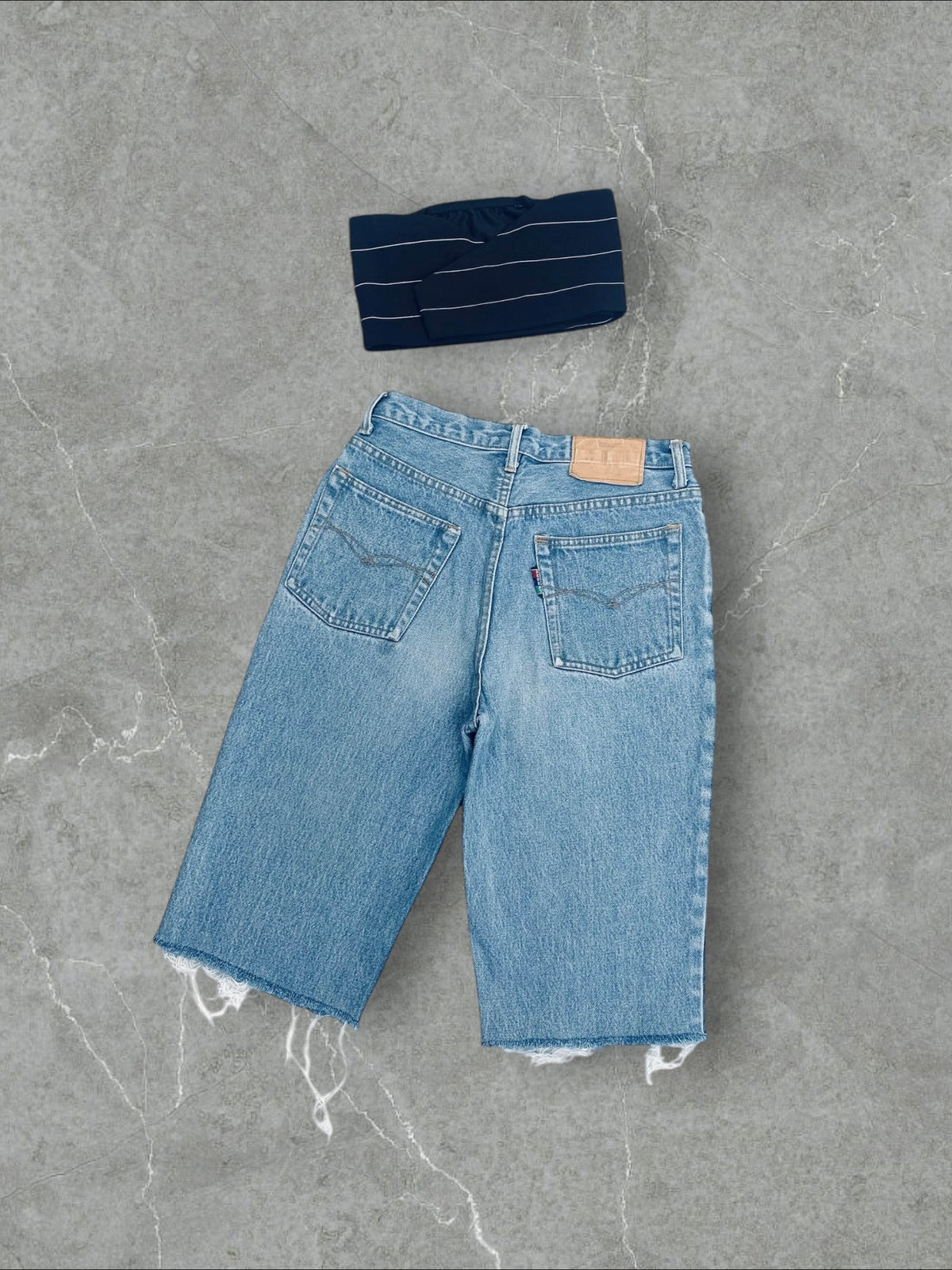 RANDOM PICKED BERMUDA SHORTS