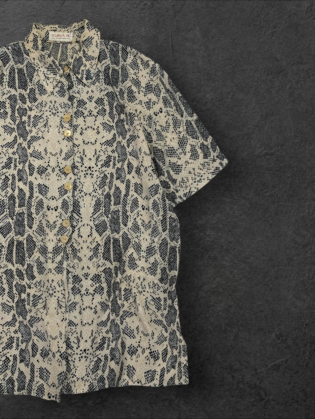 GINA B. BUTTON UP VINTAGE SHIRT