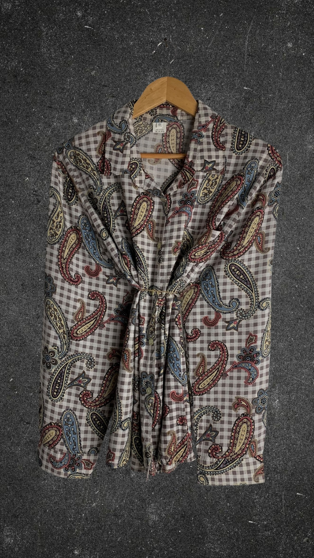 UNTAGGED BUTTON UP VINTAGE SHIRT - UK 12