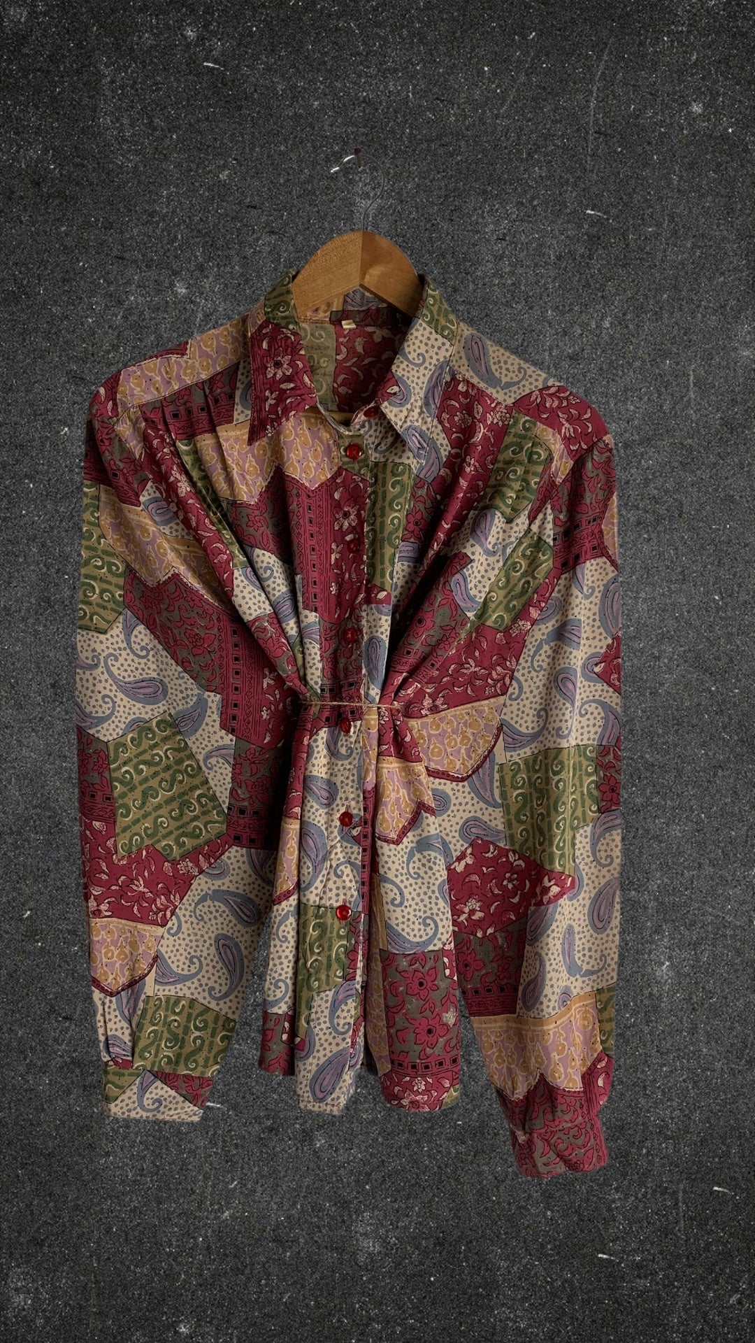 UNTAGGED BUTTON UP VINTAGE SHIRT - UK 12