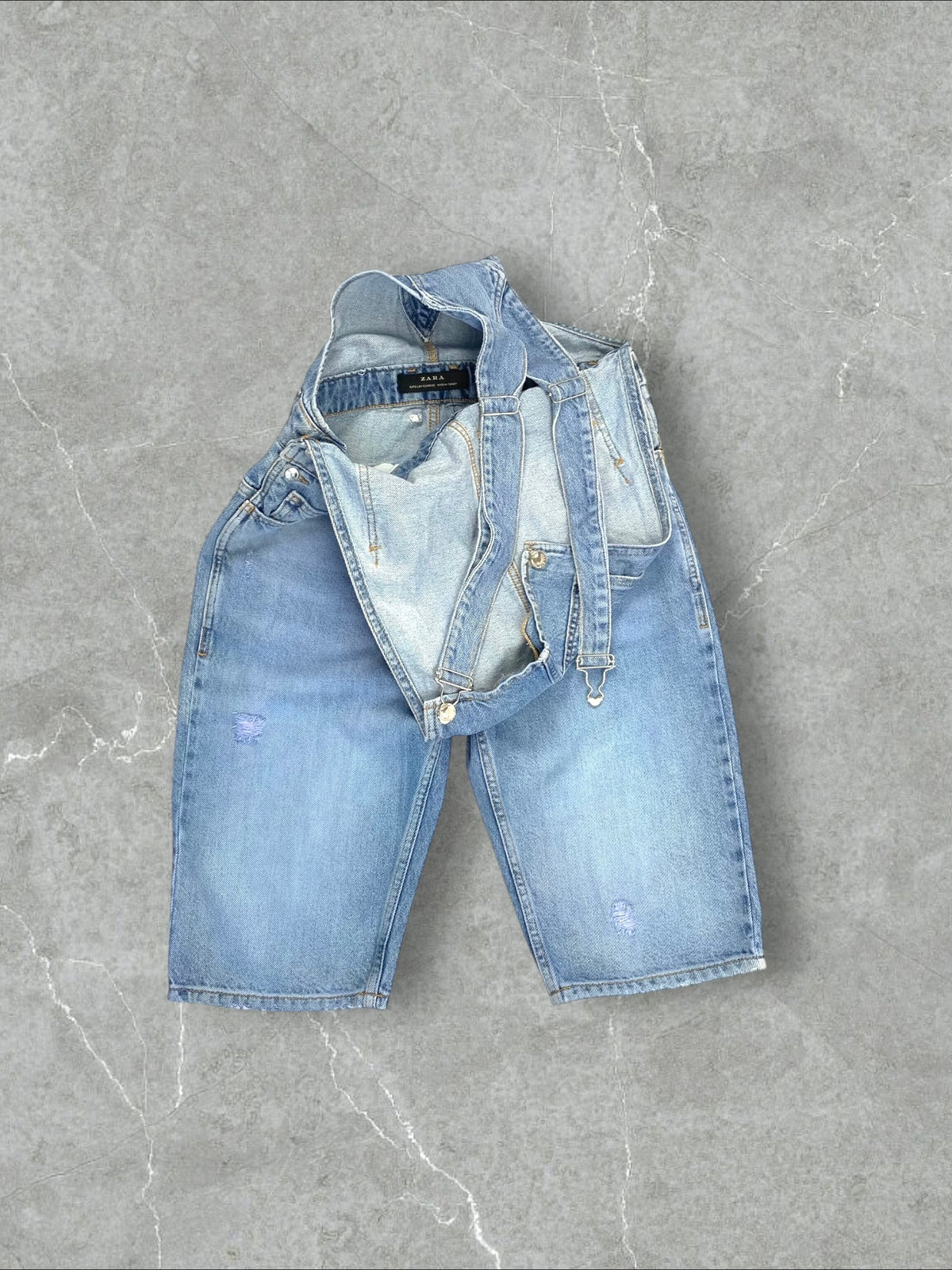 ZARA MAN OVERALL SHORTS