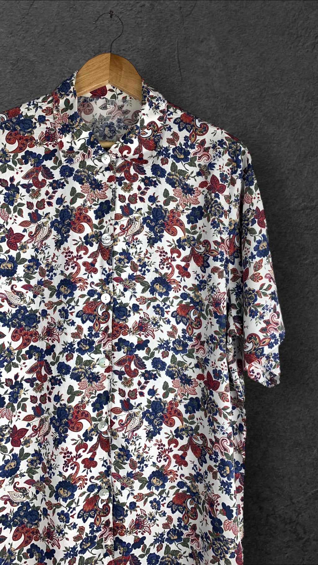 RANDOM PICK BUTTON UP VINTAGE SHIRT  UK 12-14
