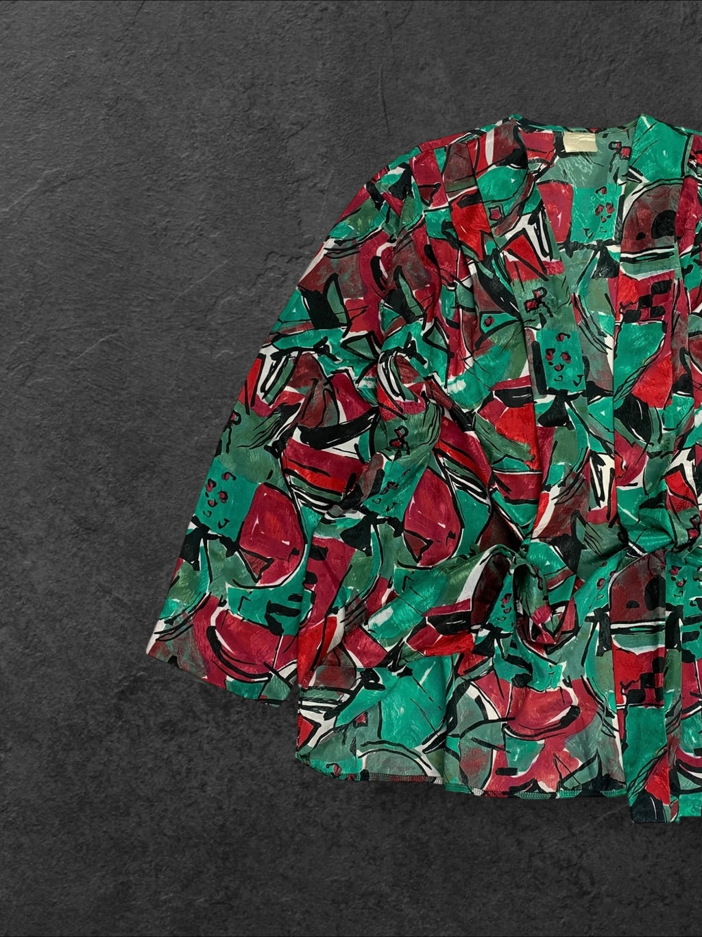 UNTAGGED VINTAGE SHIRT